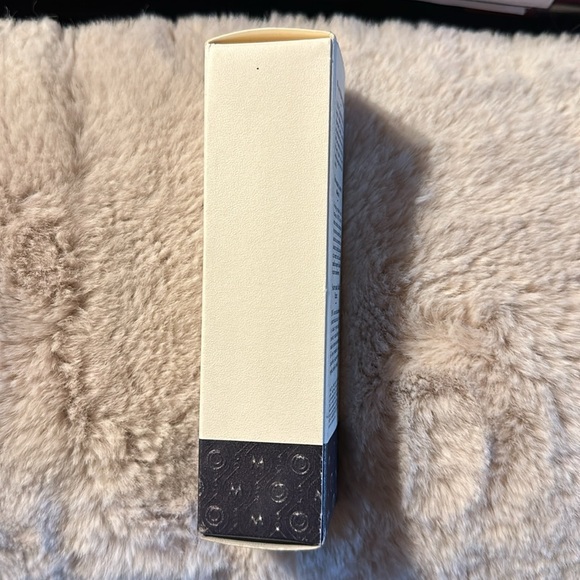 COPY - COPY - NIP Monat Rejuvinique Oil Intensive 1.0 ounce ex Monat Rep stock - Picture 2 of 5